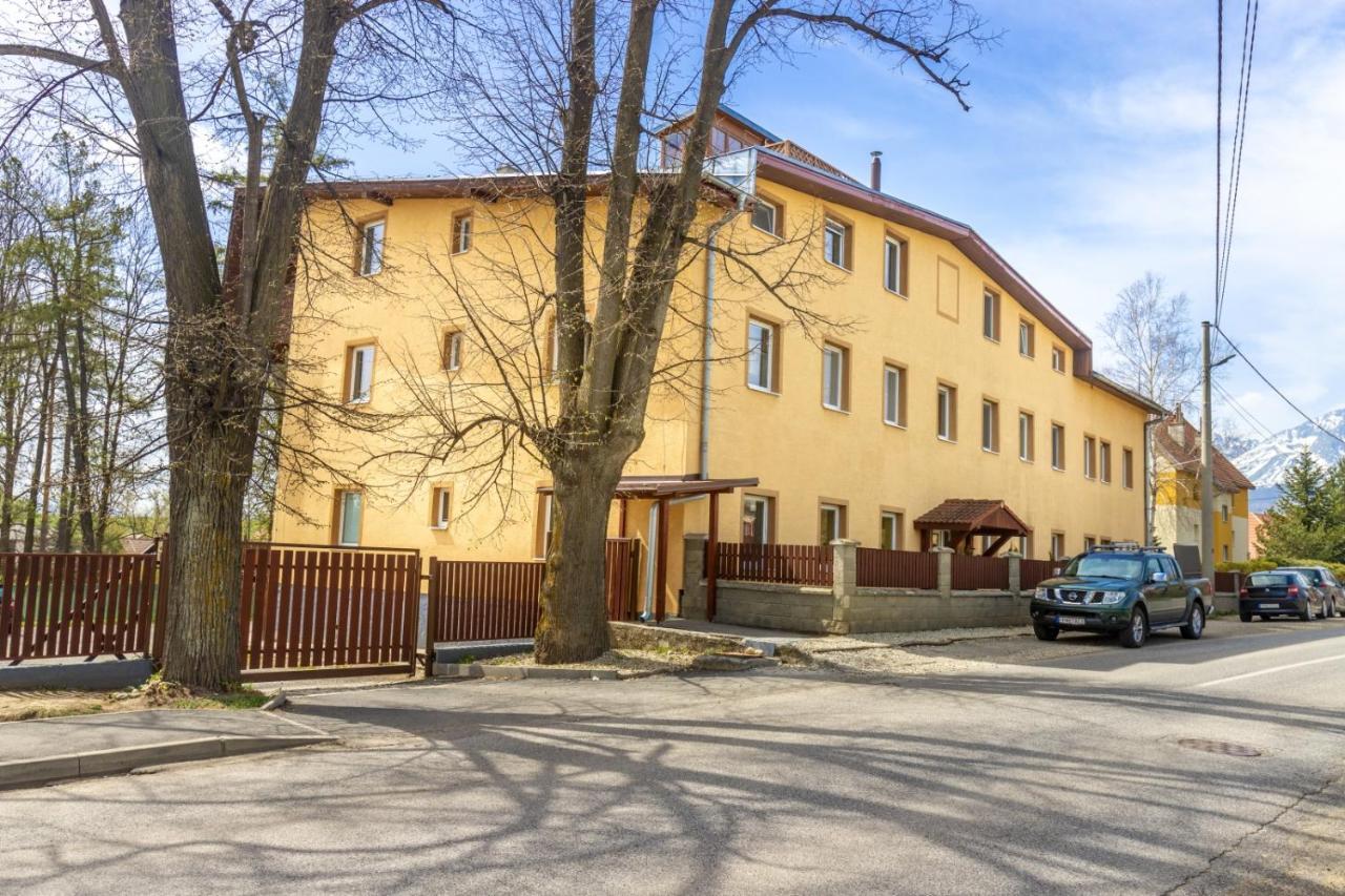 Apartman Hugo Veľký Slavkov Екстериор снимка