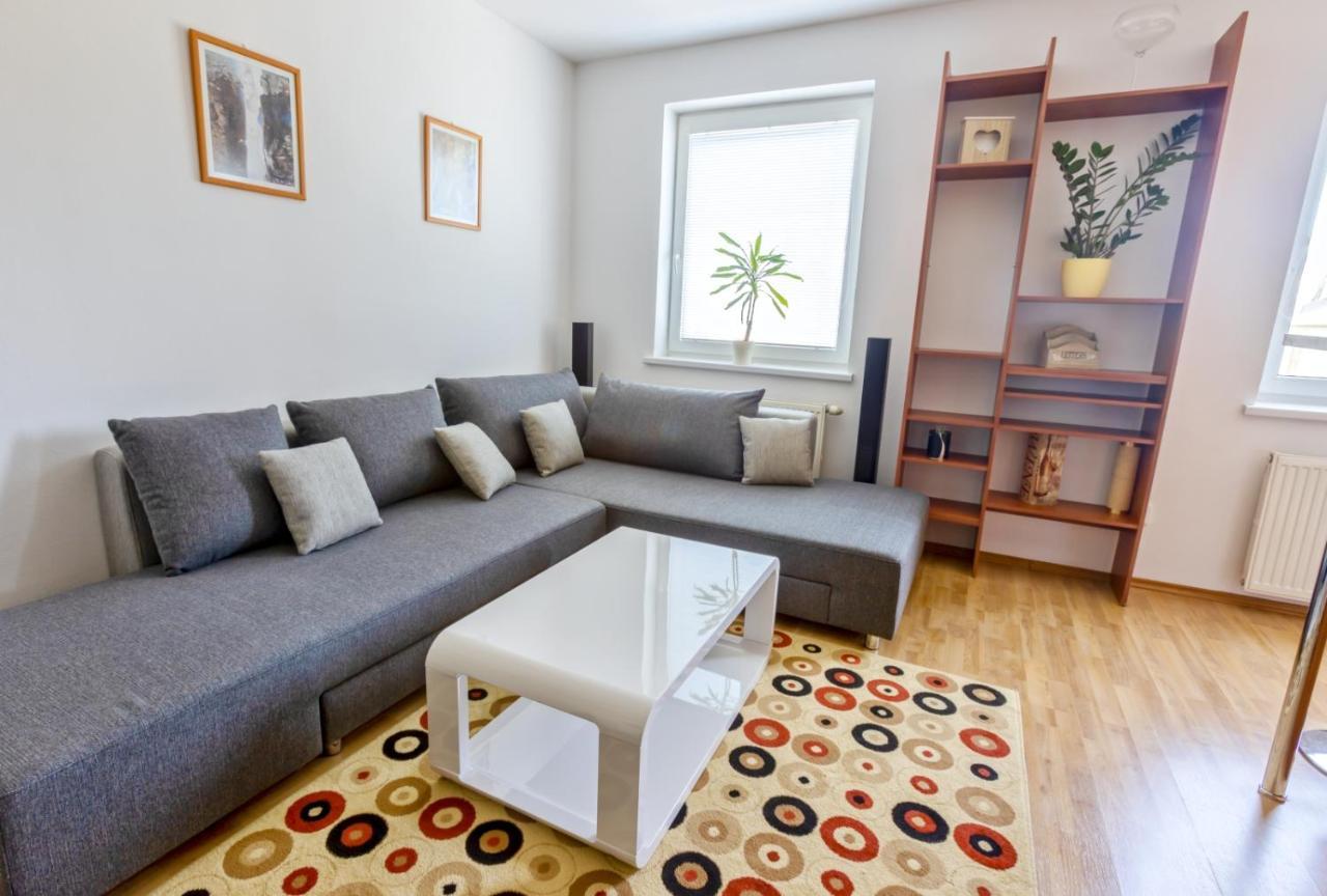 Apartman Hugo Veľký Slavkov Екстериор снимка