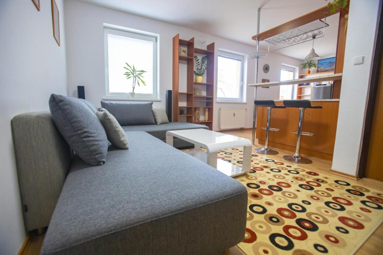 Apartman Hugo Veľký Slavkov Екстериор снимка
